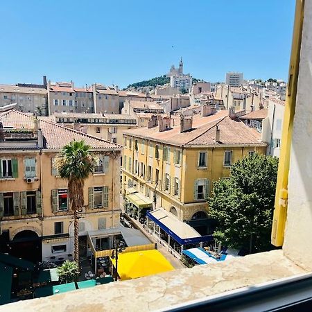 Appartement T2 Au Pied Du Vieux Port Et Vue Notre Dame à Marseille Extérieur photo