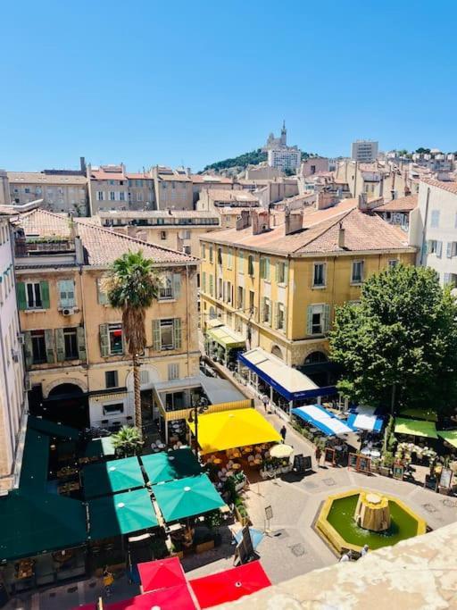 Appartement T2 Au Pied Du Vieux Port Et Vue Notre Dame à Marseille Extérieur photo